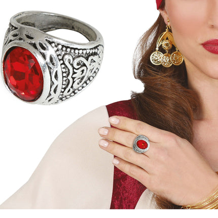 Bague en argent avec rubis rouge