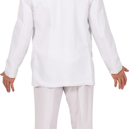 Hommes en costume blanc