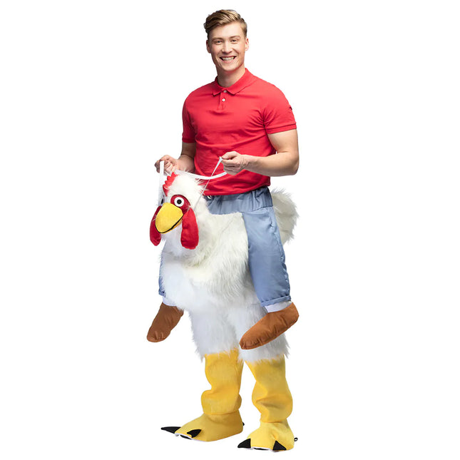 Les hommes en costume de poulet me portent