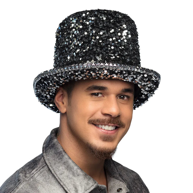 Chapeau argenté à paillettes