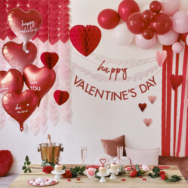 Guirlande Happy Valentine's Day 2.5m 2 pièces