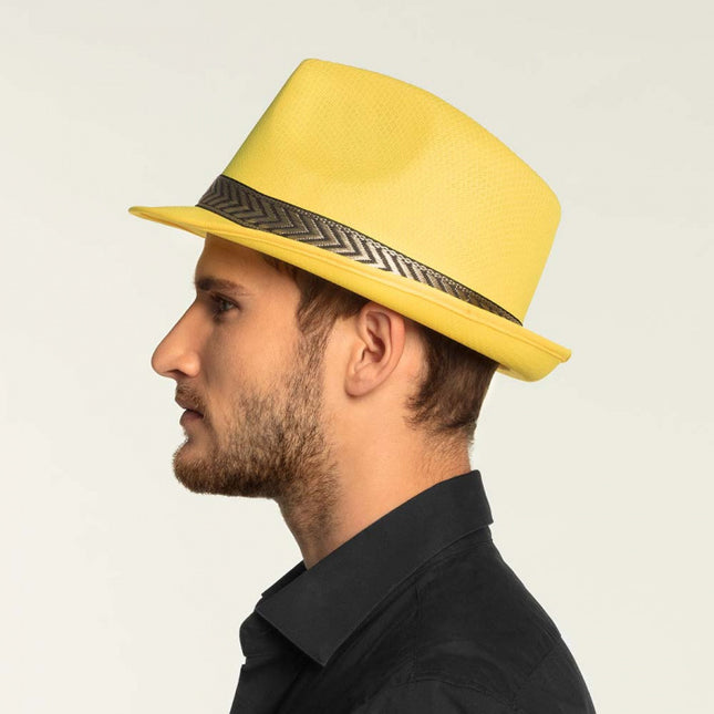 Chapeau jaune