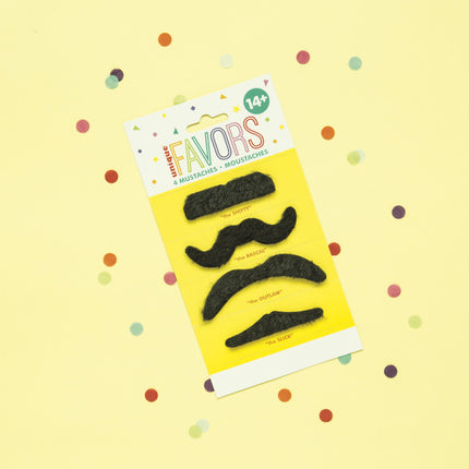 Fausses moustaches 8.3cm 4pcs