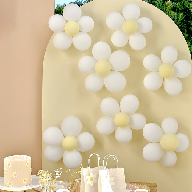 Baby Shower Balloons Daisies