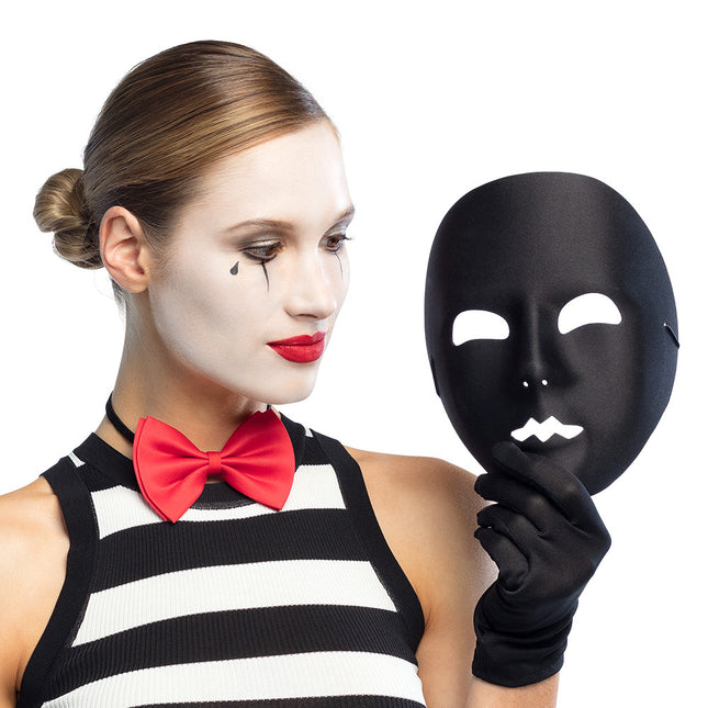 Mime à masque noir