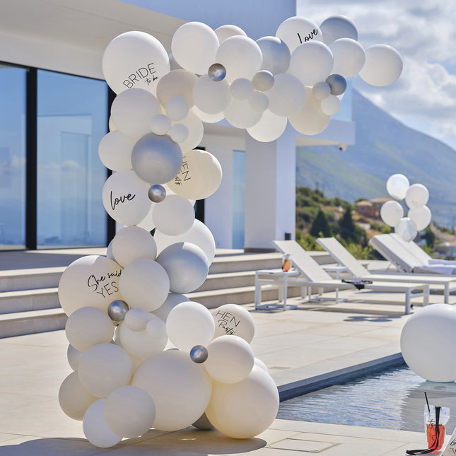 Arche de ballons de mariage