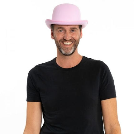 Chapeau melon rose en satin