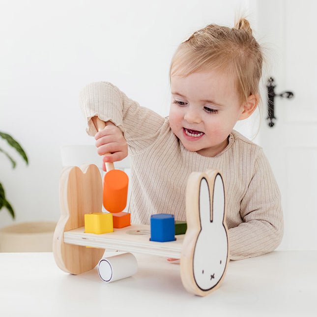 Banc à marteau Miffy